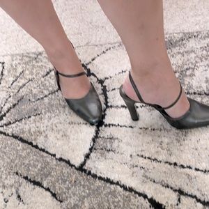 Highlights Pewter Astm 8.5 Sling shoe